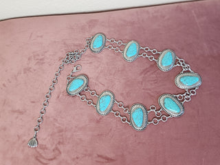Cinturón de cadena con piedras turquesas estilo boho