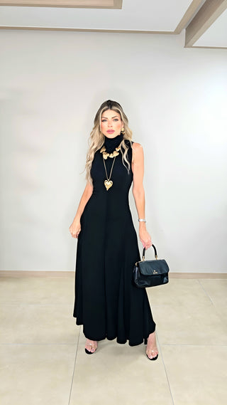Minaj Black Maxi Dress